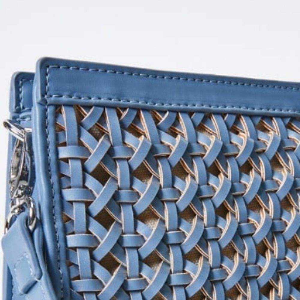 JustFab Woven Crossbody Bag in Light Blue - Picture 4 of 8